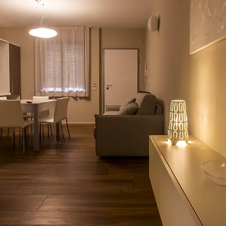 马泰拉国立公寓式酒店 4*