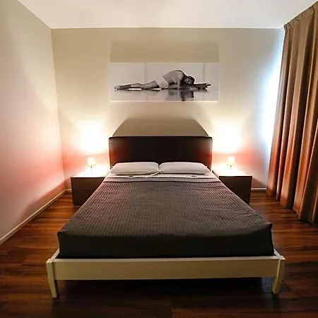 Nazionale Aparthotel 4*